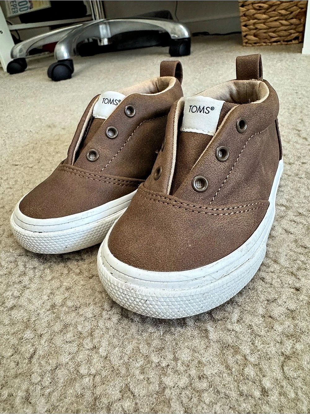 TOMS Fenix Mid Sneaker Brown & White US T7